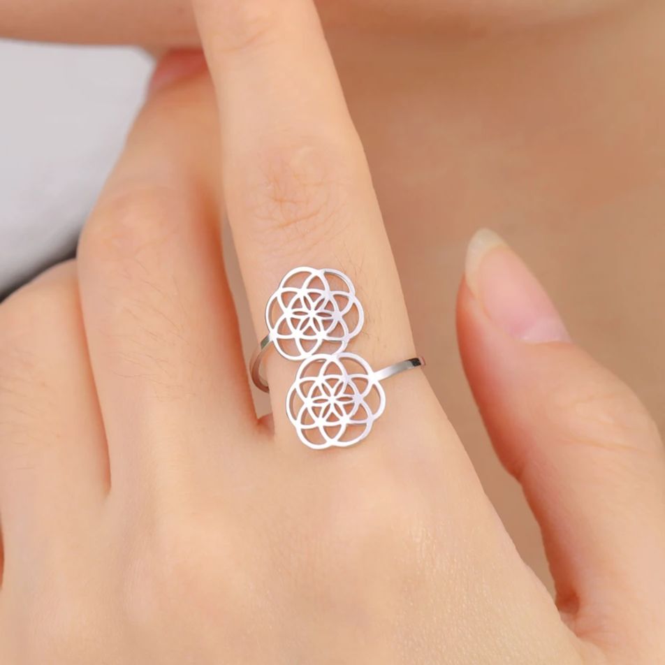 LIKGREAT Hollow Flower of Life - Wedding Sutra ulasan dan harga